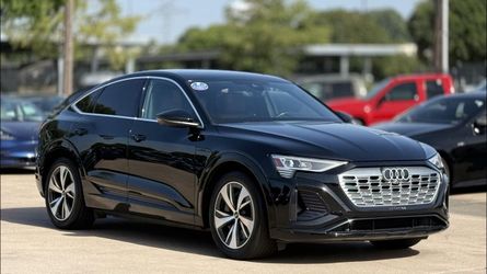 2024 Audi Q8 e-tron