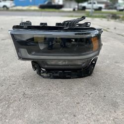 2020 Ram 2500 Headlight 