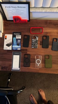 iPhone 14 Pro cases and screen protectors