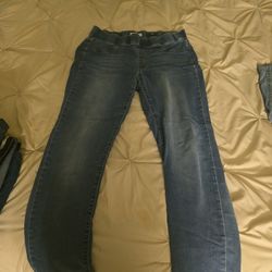 Sonoma Elastic Waist Jeans