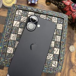 IPhone 16 128GB black unlocked