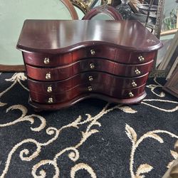 Large Vintage  Jewelry Box 