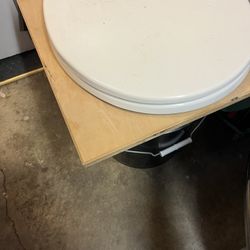 Camping toilet