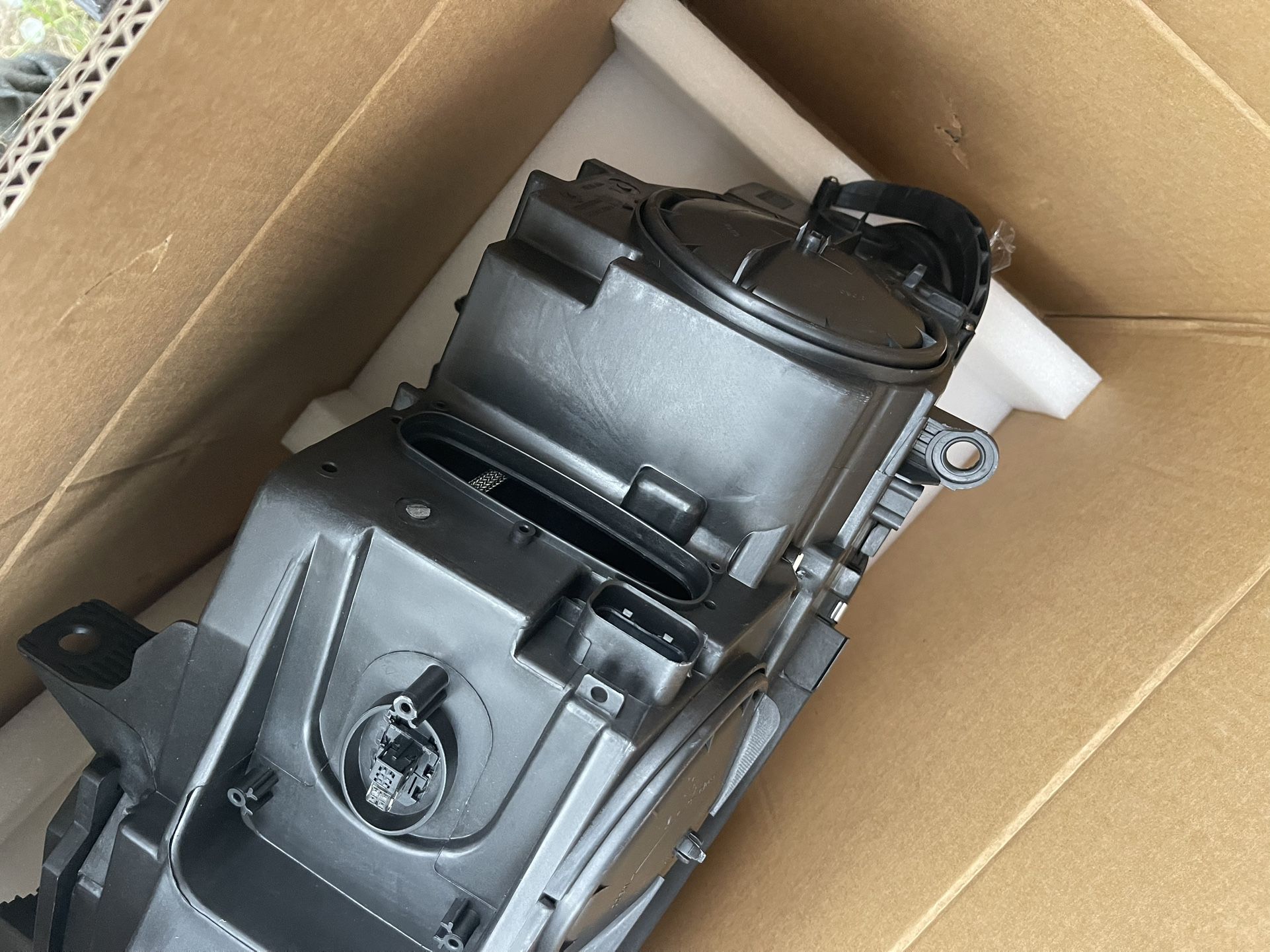 2015 BMW X5 Headlight