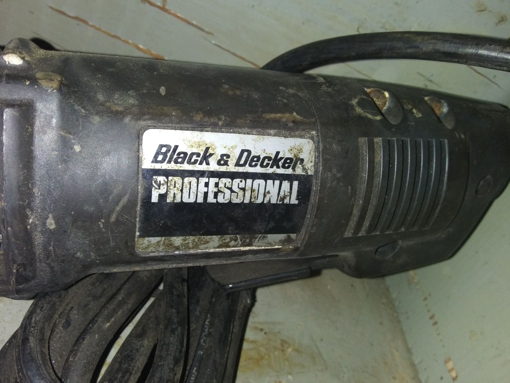 Electric belt sander