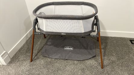 Chico lullaglide bassinet