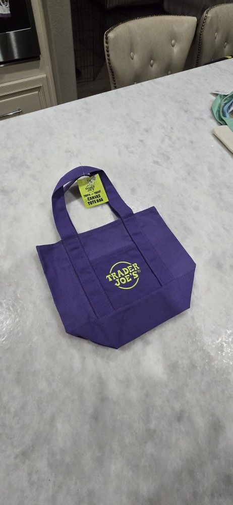 Trader Joe's Halloween Tote Bag Purple $15