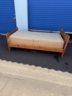 Twin Bed Memory Foam Mattress 12 In