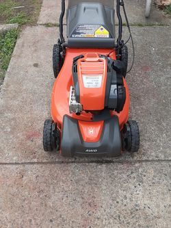 7.25 husqvarna AWD bagger