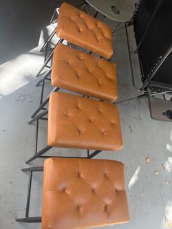 Four counter height bar stools