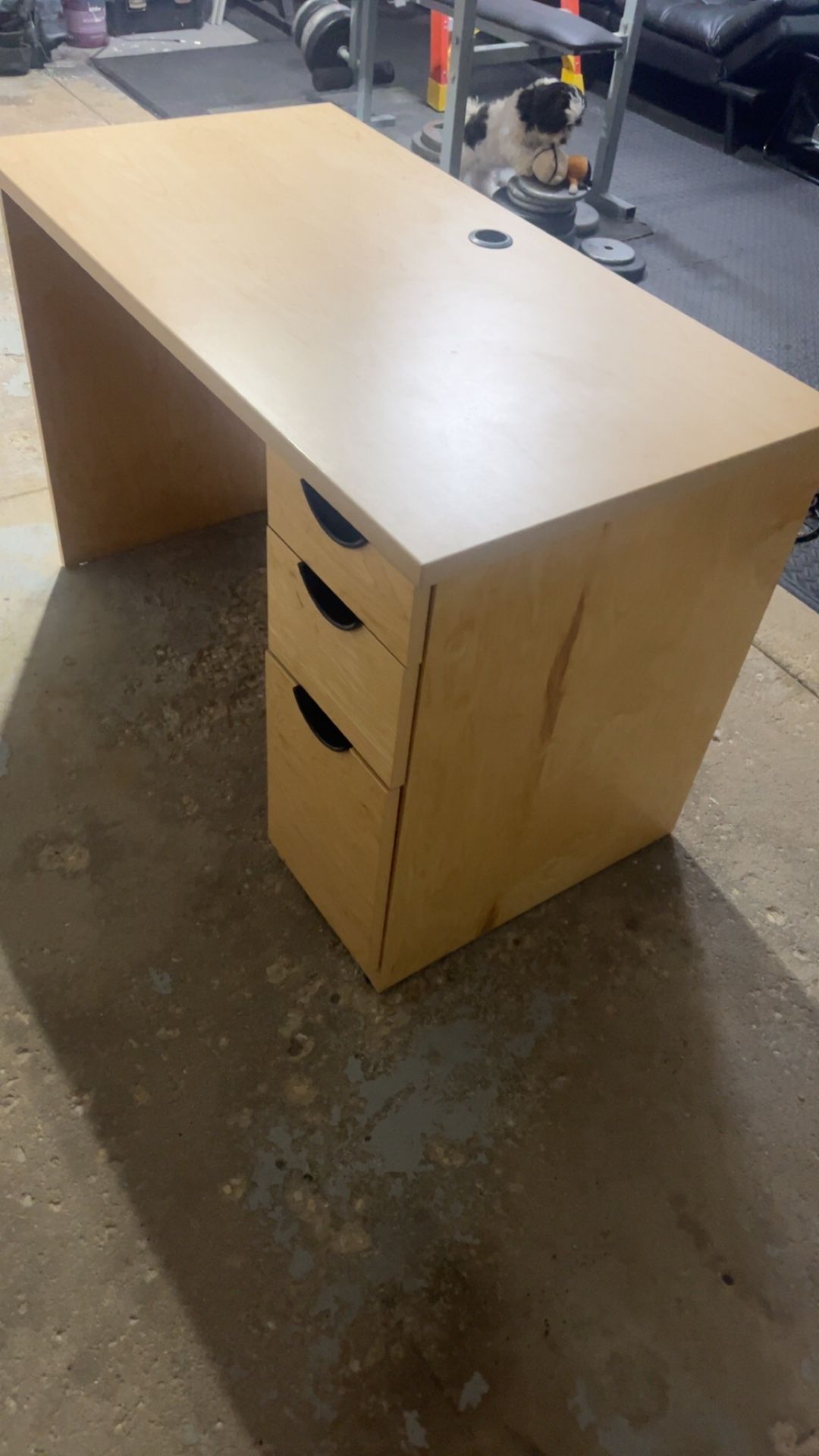 Sturdy Desk with drawers