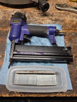 Central pneumatic Finish nailer