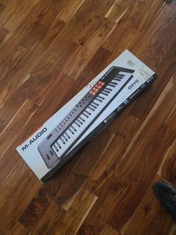 Oxygen 61 Midi Keyboard