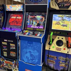 Big Blue Street Fighter II Arcade 1Up W/Riser - Delivery Available!