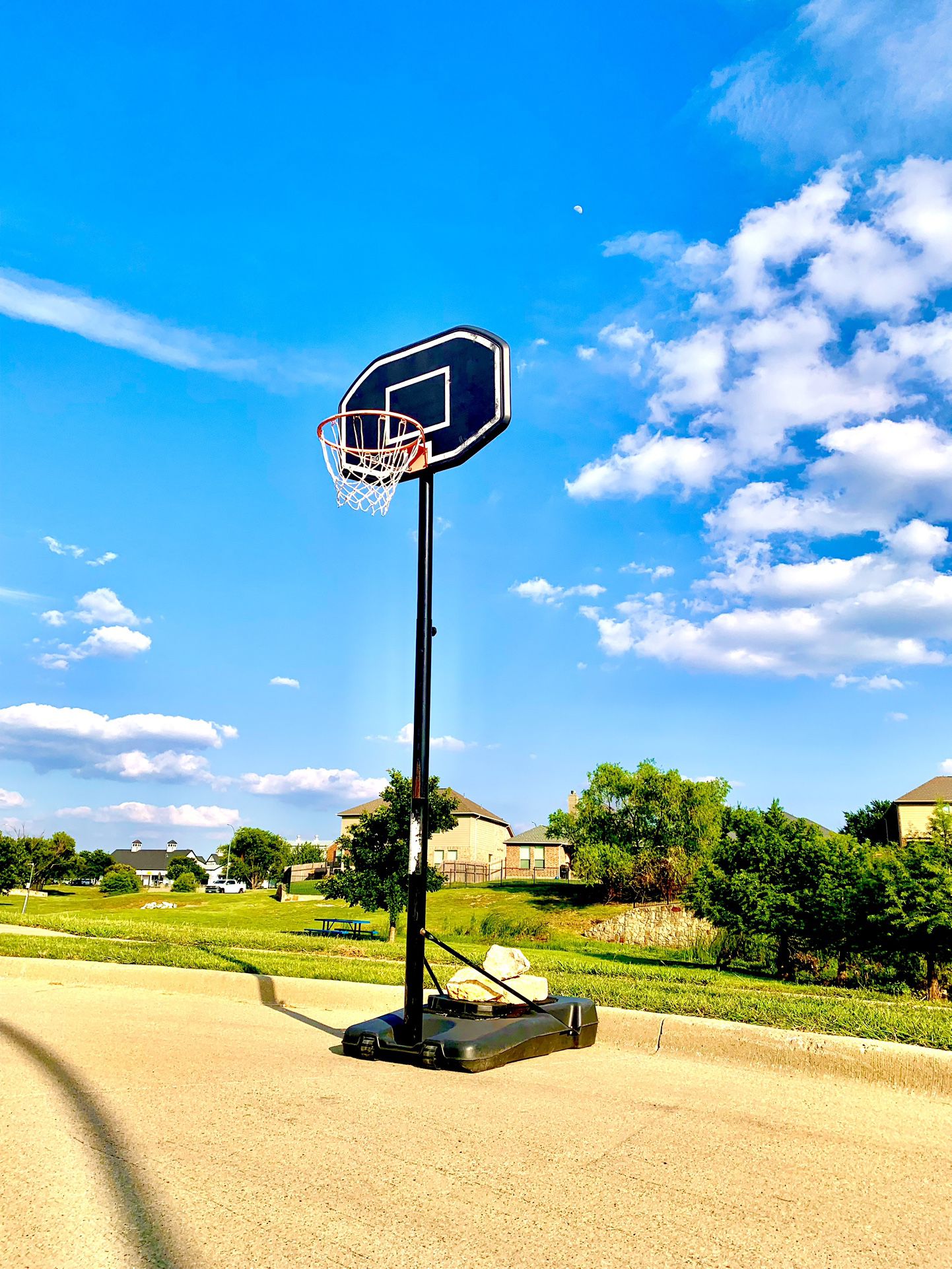 BASKETBALL HOOPS SET!!🏀🏀🏀(great SHAPE & CONDITION:10/10)