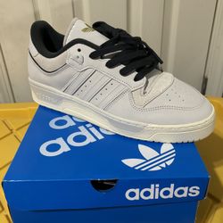 Adidas Rivalry 86 Low 2.5 ( New )