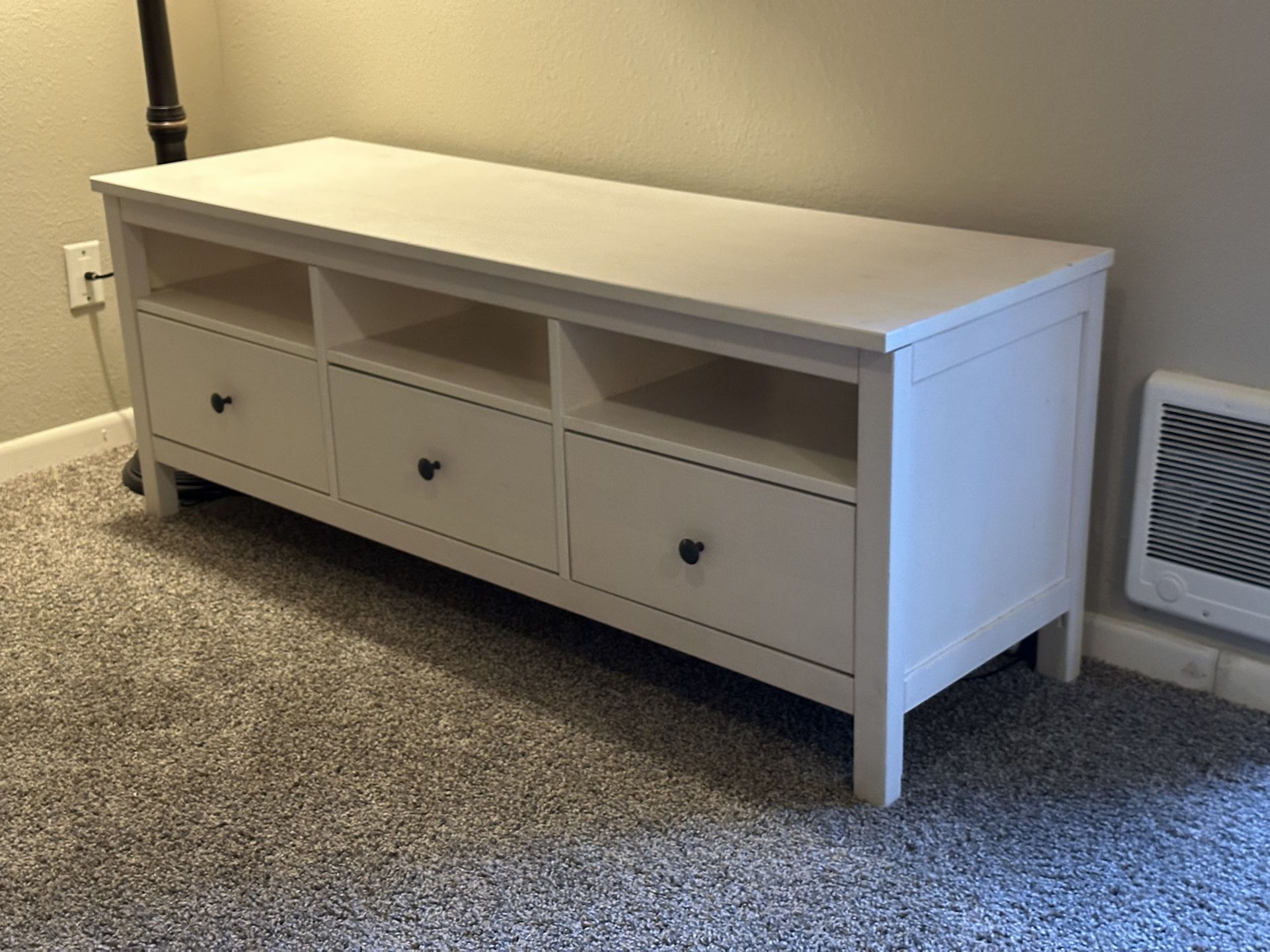 TV Stand - Large 3 Drawer