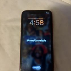 IPHONE XR THAT SAYS IPHONE UNAVAILABLE EVERYTHING ELSE IS FINE AND EASY FIX SHOOT ME OFFER PICK UP ONLY.
