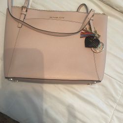Michael Kors tote