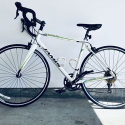 Jamis Ventura Comp Road Bike – Tuned Up + Pump, Tool Kit & Helmet Included 