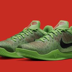 Authenticated Kobe Mamba Rage Grinch Size 14