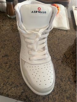 Air walk steel toe sneakers s11