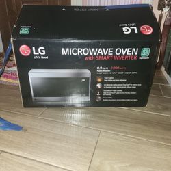 LG  Microwave With Smart Inverter