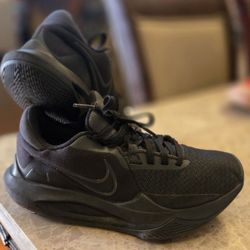 Nike Boys Tennis,size 4,used,$35,great Condition, 