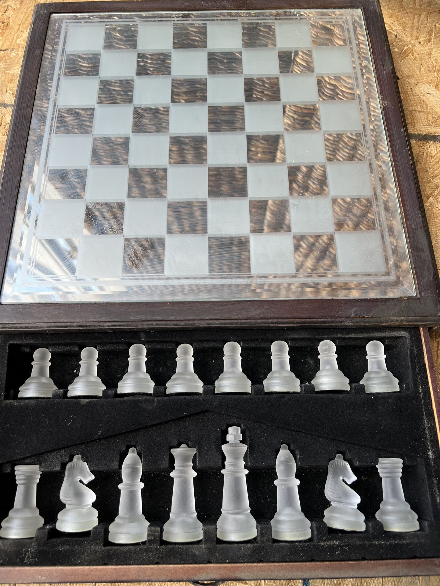 Beautiful Glass Chess Set Box