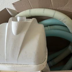 Hayward Pool Vacuum and hose/ Aspiradora Y Mangeras Para Pool