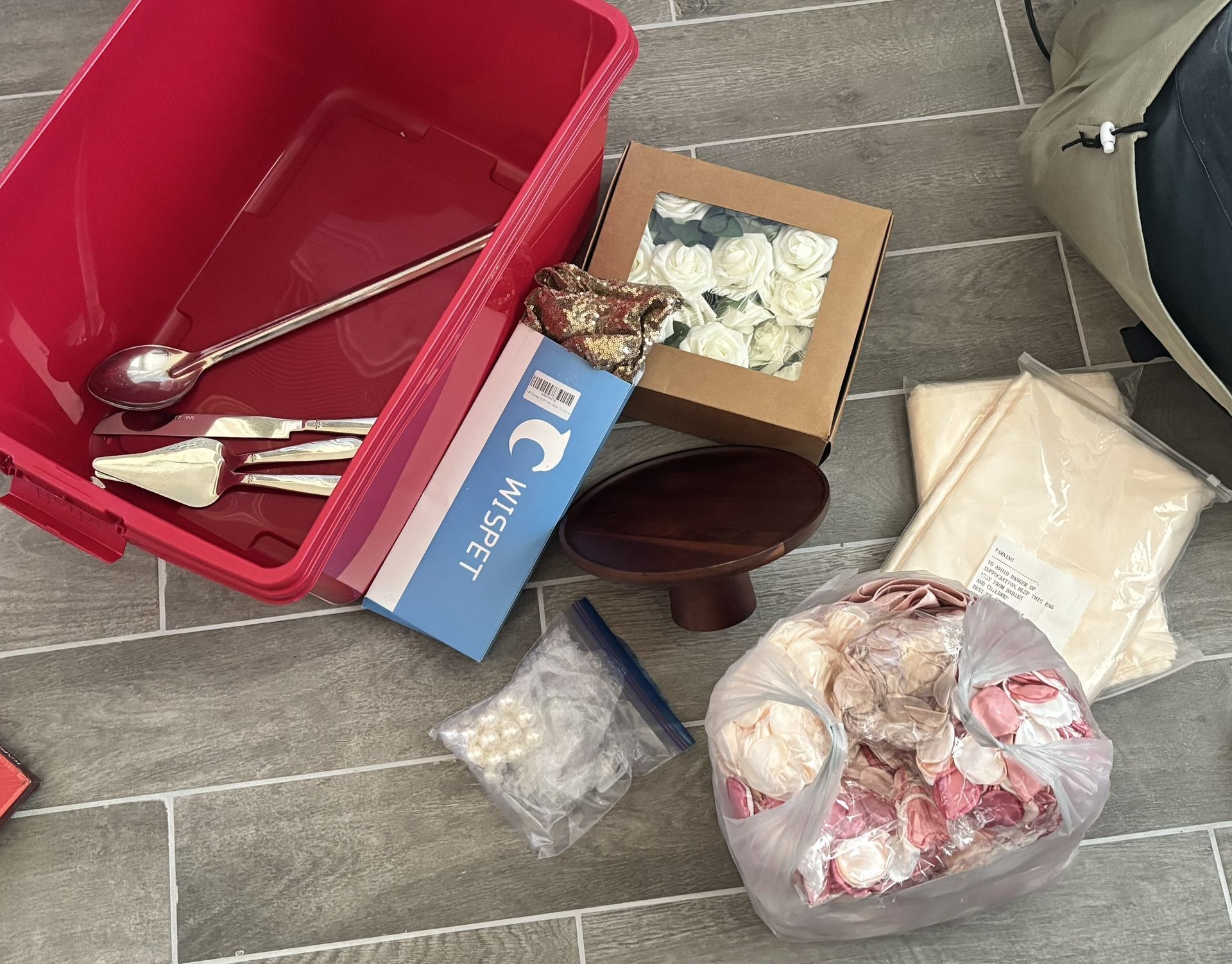 Free Party/Wedding Supplies