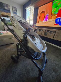 Maxi Cosi Zelia Stroller