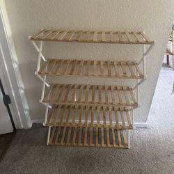 Shoe Wrack 