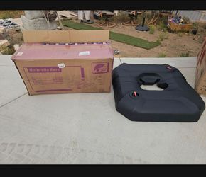 Brand new 200 lbs umbrella water tank base $80 for each
