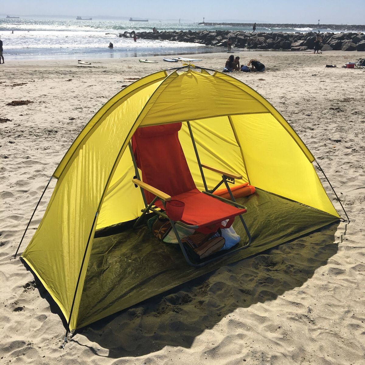 BRAND NEW IN BOX BEACH TENT HALF DOME $20 FIRM!