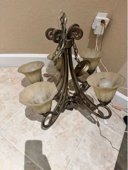 5 Lighted Hanging Light Fixture for Dining area