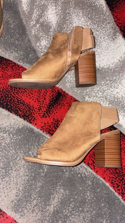 Woman’s shoes:sandals