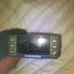 Emerson Xc10cx