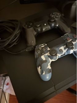 Playstation 4 with 2 controllers
