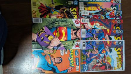 Supergirl Lot: 35$

With a RARE DC LOGO
