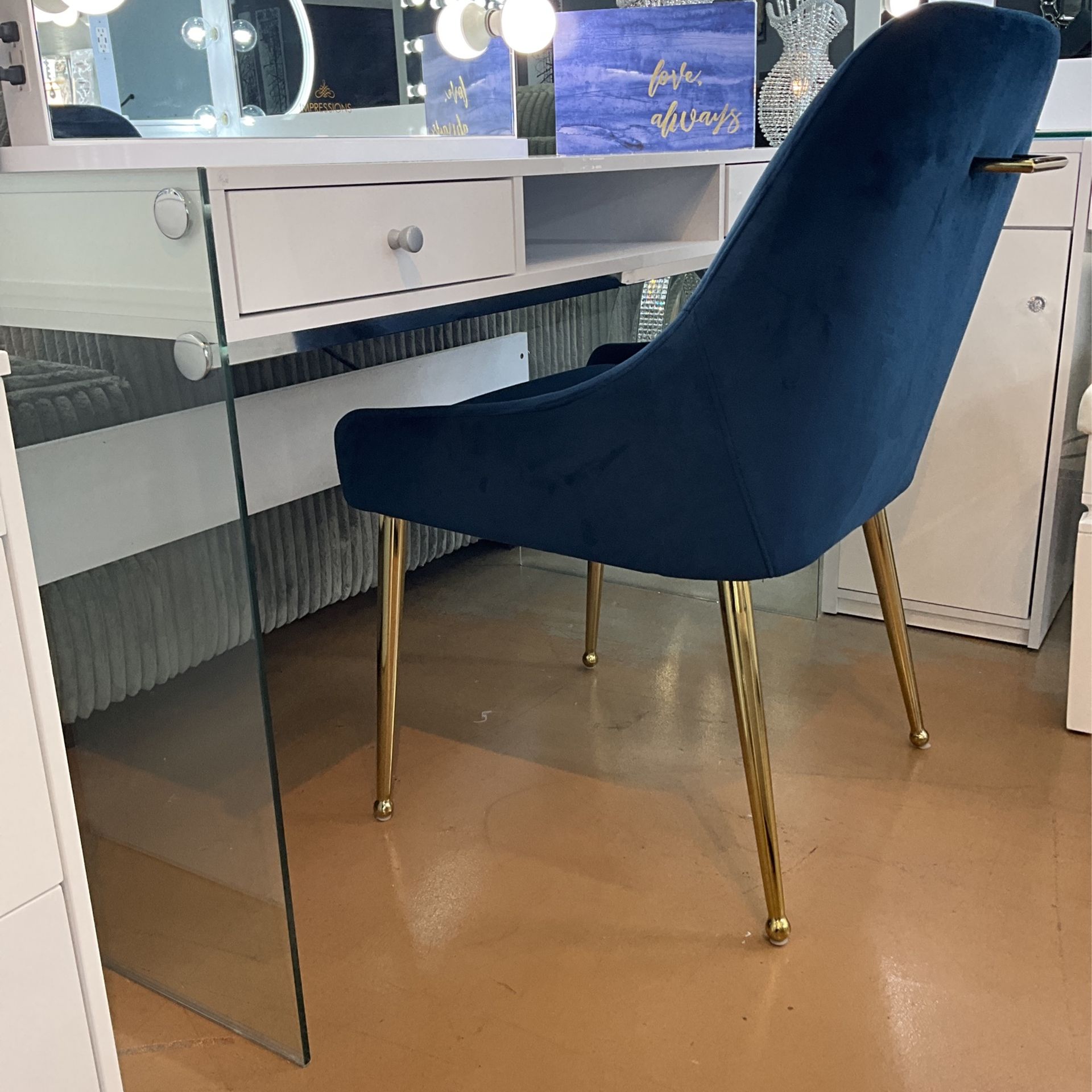 Desk(Chair Not Included)