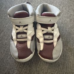 Kids Jordan’s Size 10c