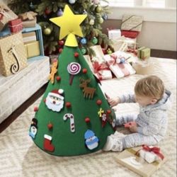 DIY 3D Felt Christmas Tree For Kids