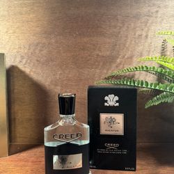 Creed Aventus Eau de Parfum Spray 3.3oz (100ml).