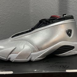 Jordan 14 Retro Metallic Silver Size Women s 11 Men s 9.5 for Sale in Manor TX OfferUp