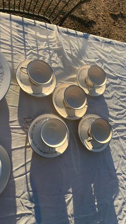 Bon -Lite Tea Cups and Dishes