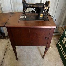 Singer, sewing machine 