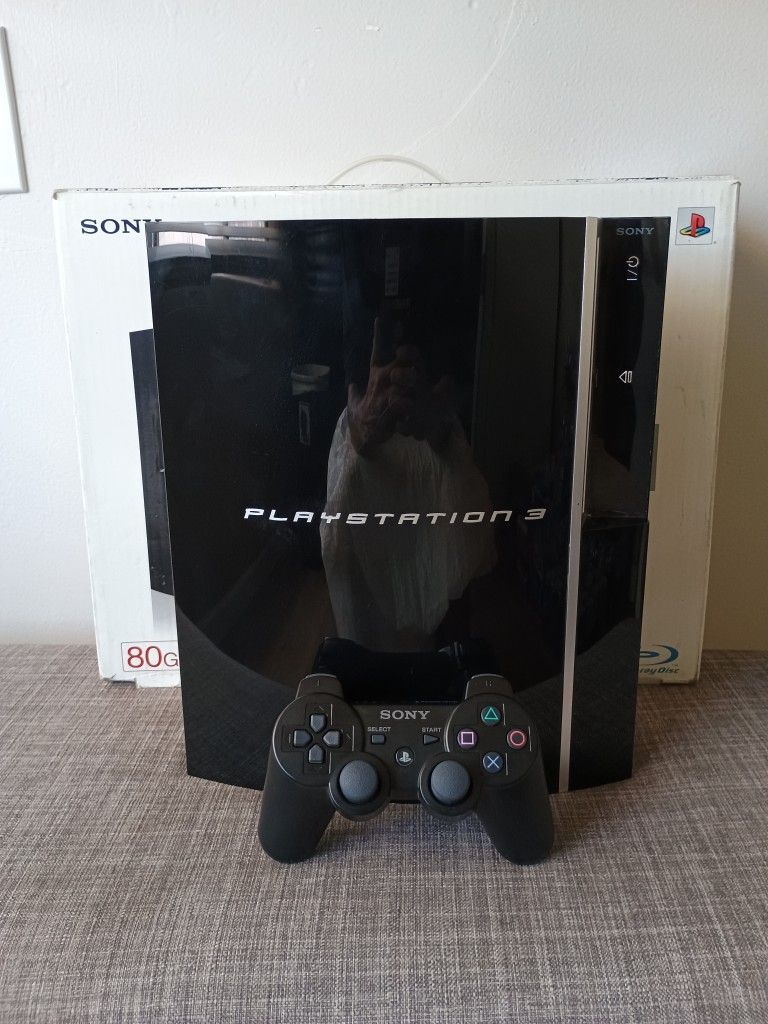 Sony Ps3 PlayStation 3 80Gb Like New Condition With Box