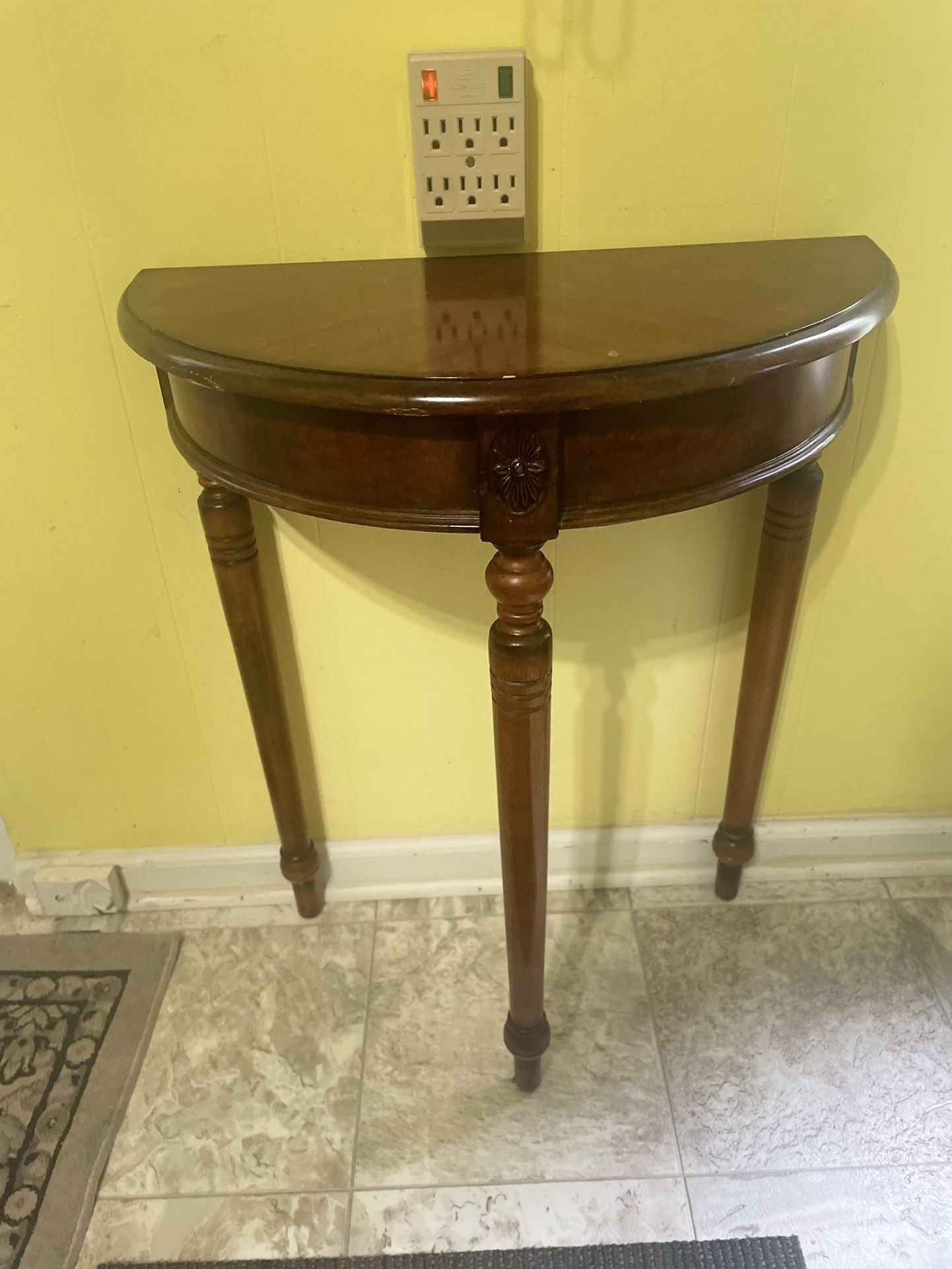Small Entry Table