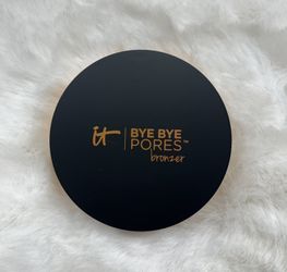 It Cosmetics Bye Bye Pores Bronzer